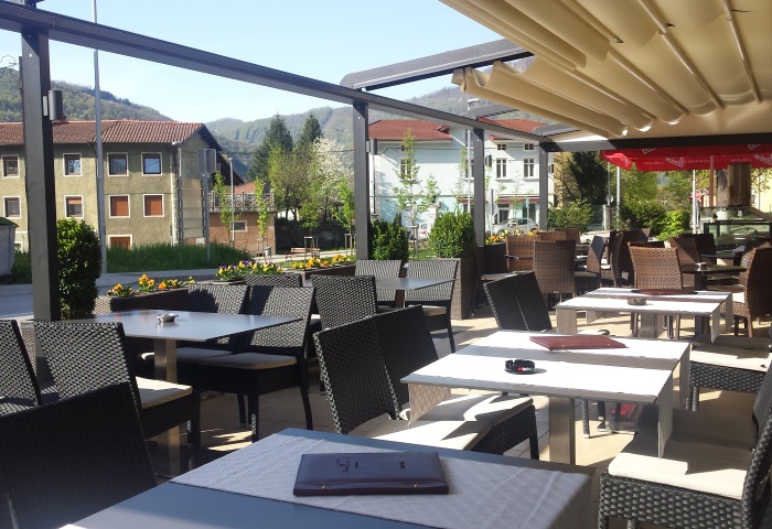 Pizzeria and appartments Tolmin