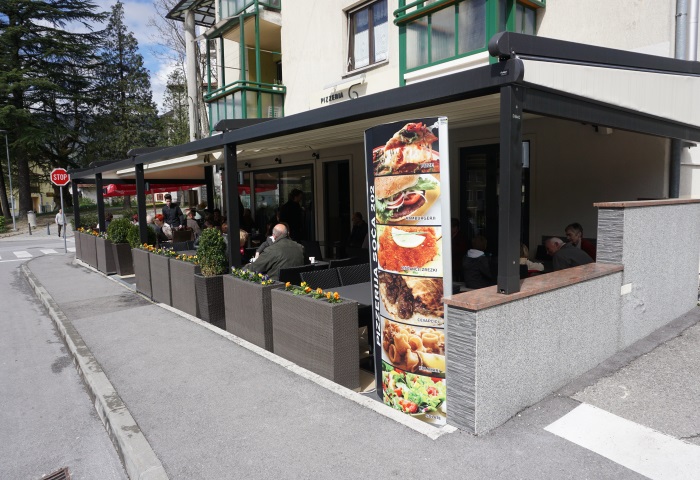 Pizzeria and appartments Tolmin